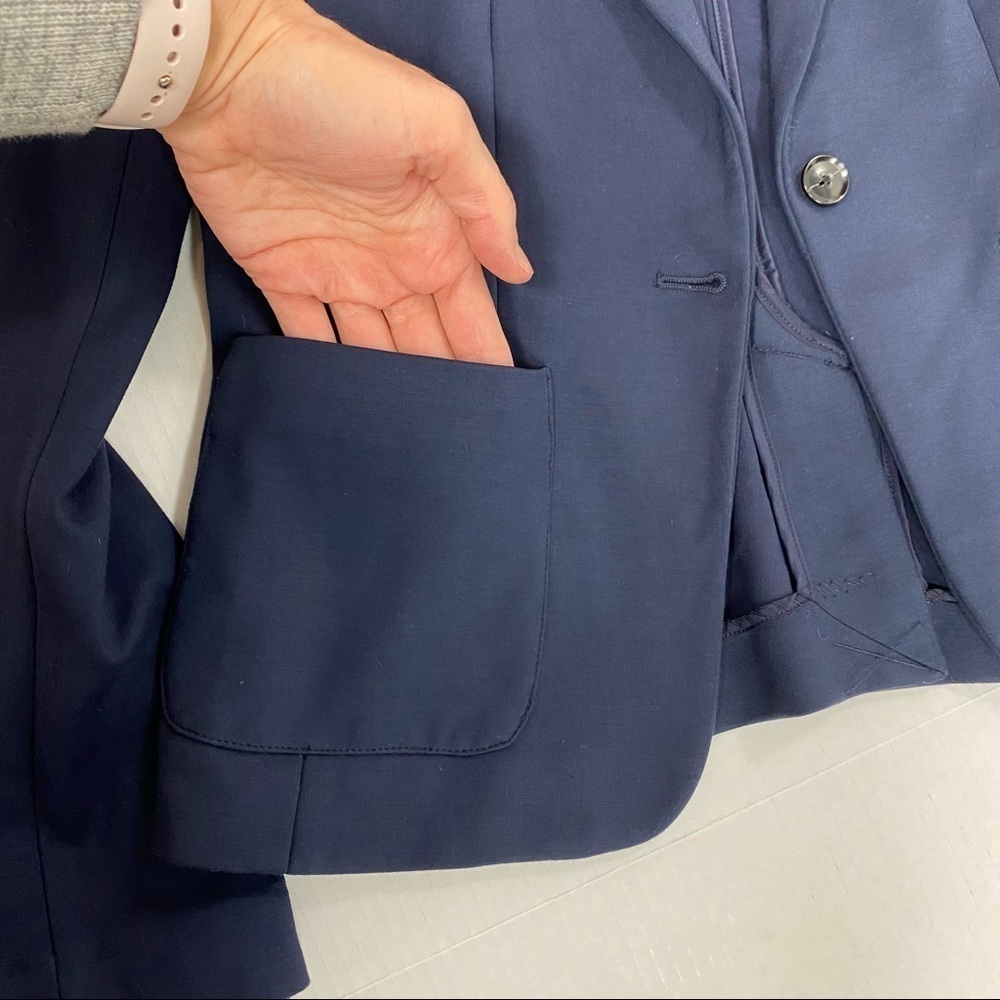 Banana Republic Classic Contrast Striped Collar Navy Blazer Ponte NWT - Picture 13 of 14